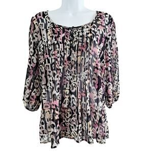 Forever 21 3/4 Sleeve 1/4 Button Pleated Front Top